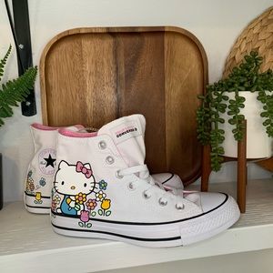 Hello Kitty Converse NEW